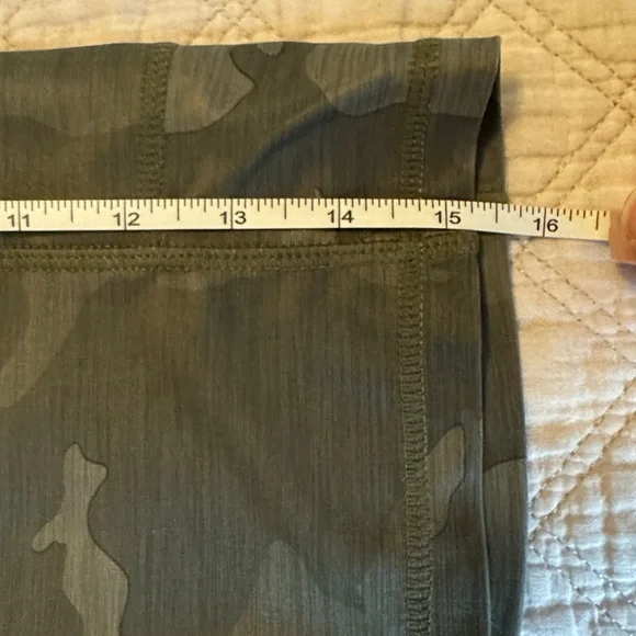 Prana Olive Camouflage Shorts - Picture 6 of 8